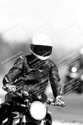 media/Nov-06-2023-Moto Forza (Mon) [[ce023d0744]]/4-Beginner Group/Session 3 (Track Exit)/